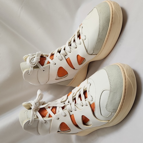 Alexander McQueen X Puma Hightop White and Orange Sneakers (M Size 10) - Picture 2 of 16